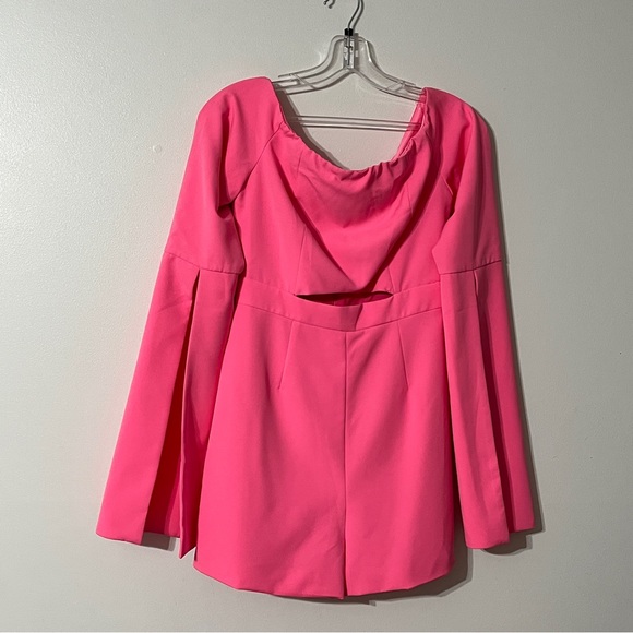 Dark Pink Cut Out Romper With Oversize Sleeves - Picture 2 of 7